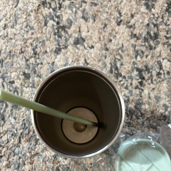 Simple Modern 24oz Classic Slim Light Green Tumbler with Straw - Picture 2 of 9